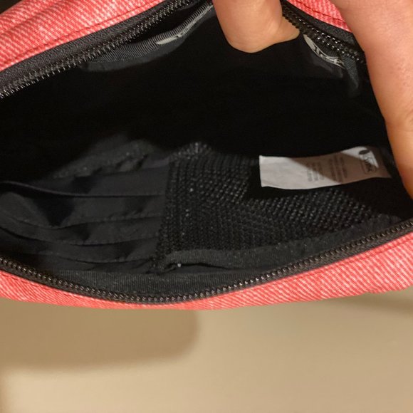 Le Sportsac Bags Nwt Lesportsac Candance Convertible Crossbody Belt